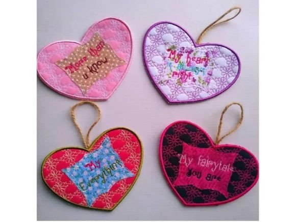ITH Love Letters Ornaments Set